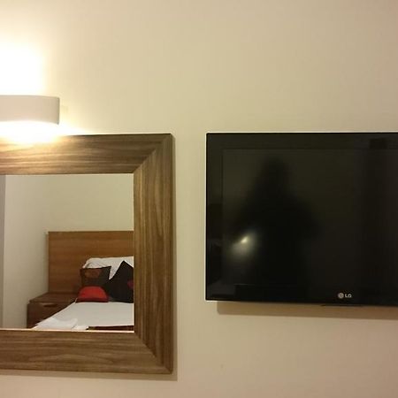 Gateway Express Hotel Newport  Bagian luar foto